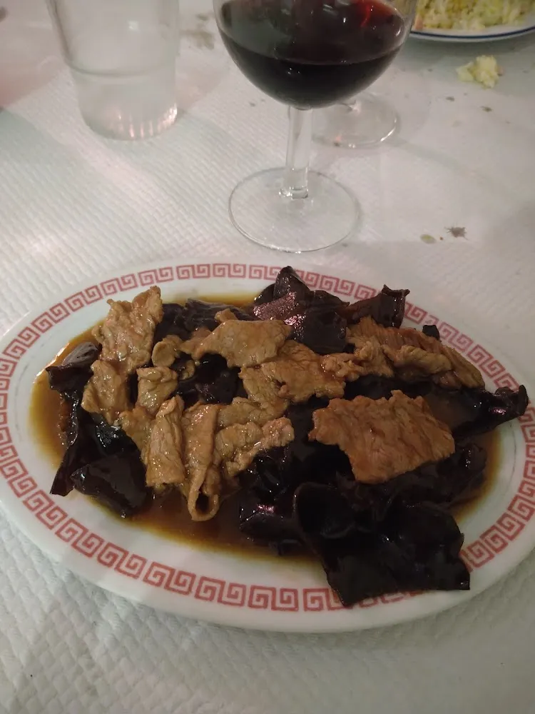 Boeuf Aux Champignons Noirs